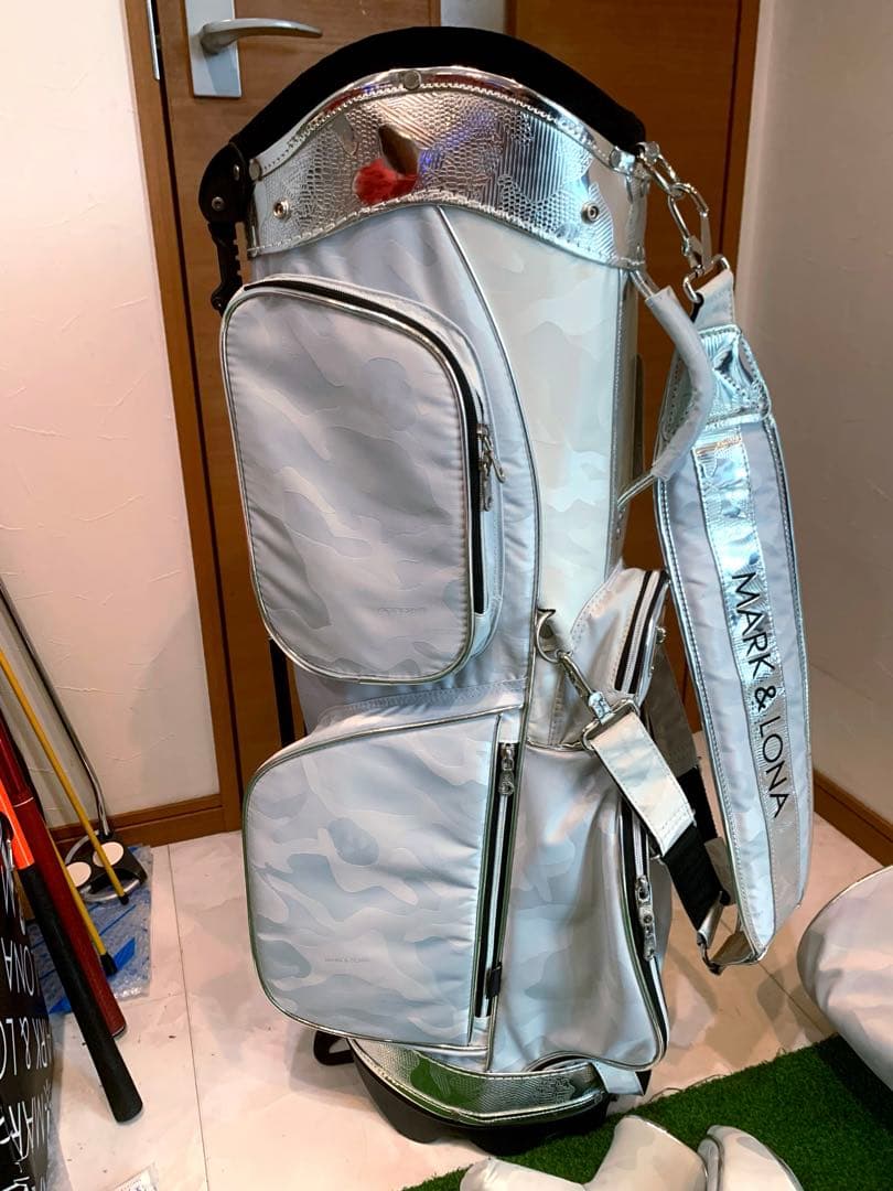 希少　ほぼ未使用　マークアンドロナ　MARK＆LONA パイソン　キャディバッグ