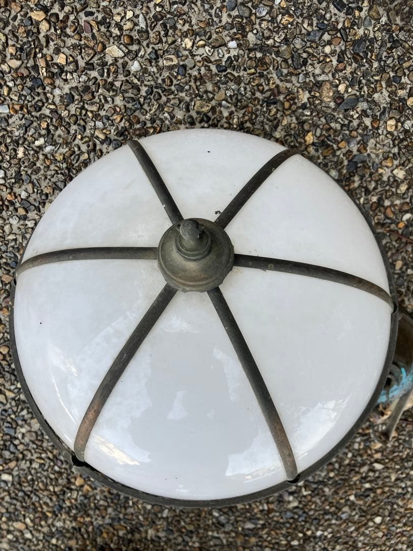 レトロ　昭和大正　ヴィンテージ　乳白色/ランプシェード　球体ランプシェード　銅枠