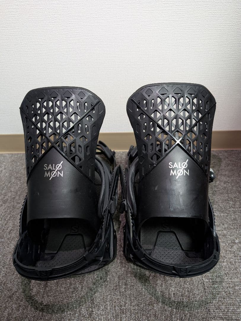 SALOMON ハイランダー スノーボードビンディング ブラック