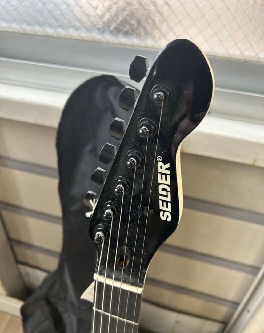♦︎⑥SELDER セルダー ストラトキャスター エレキギター サンバーストカラー