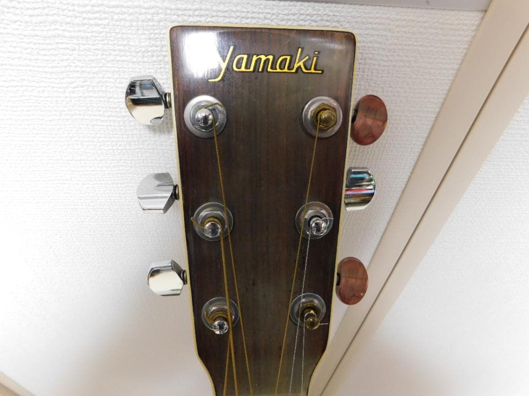 Yamaki YW-35 アコースティックギター　白濁あるも音は健在　キズ少ない