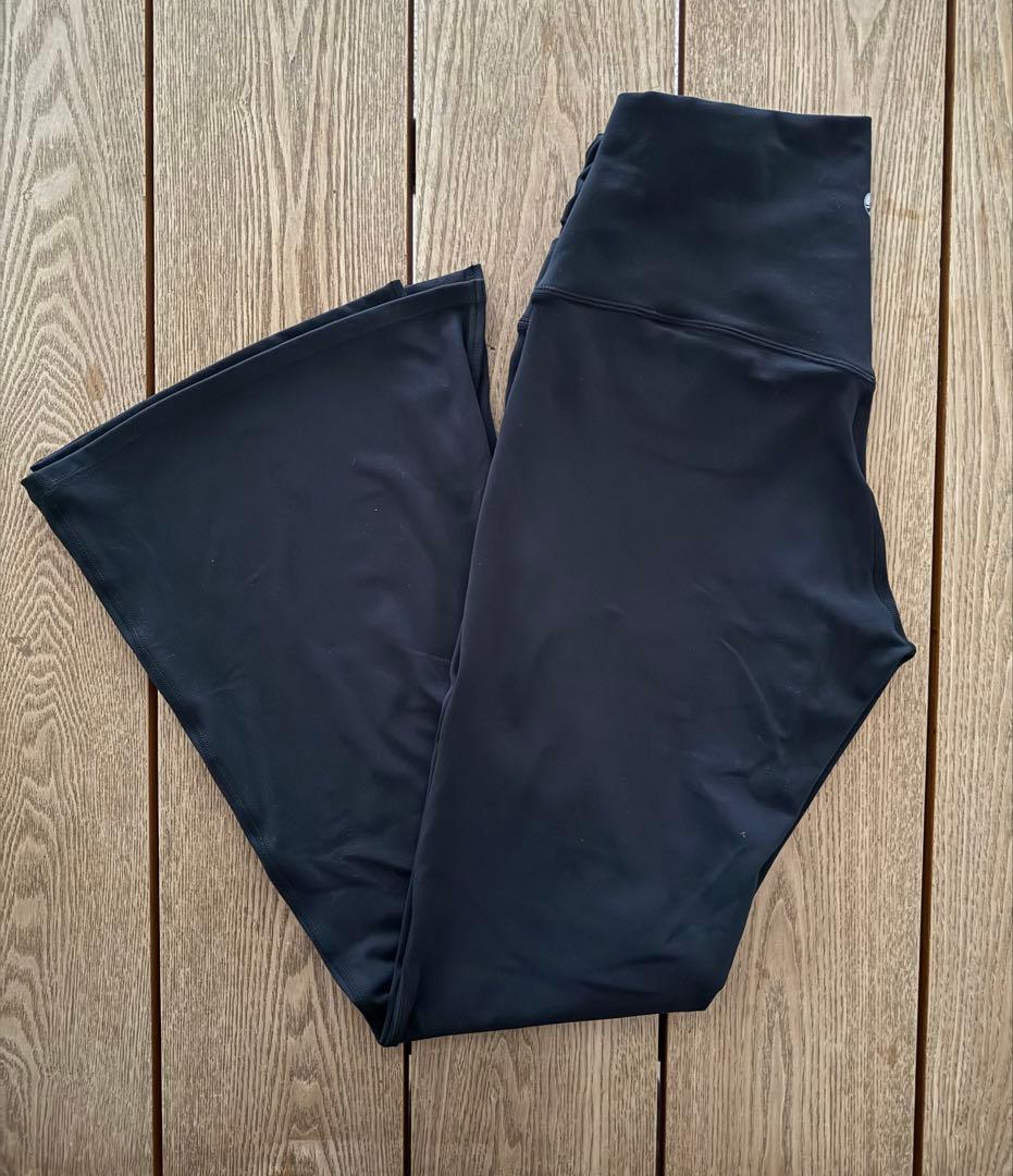 【新品未使用】SUKALA ベーシックフレアパンツ ブラック Lサイズ