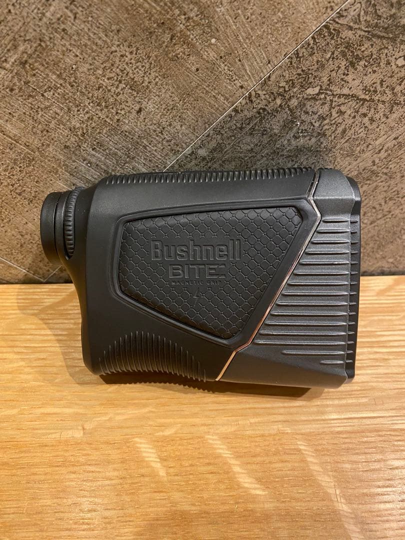 Bushnell ゴルフ用レーザー距離計 ピンシーカープロXEジョルト