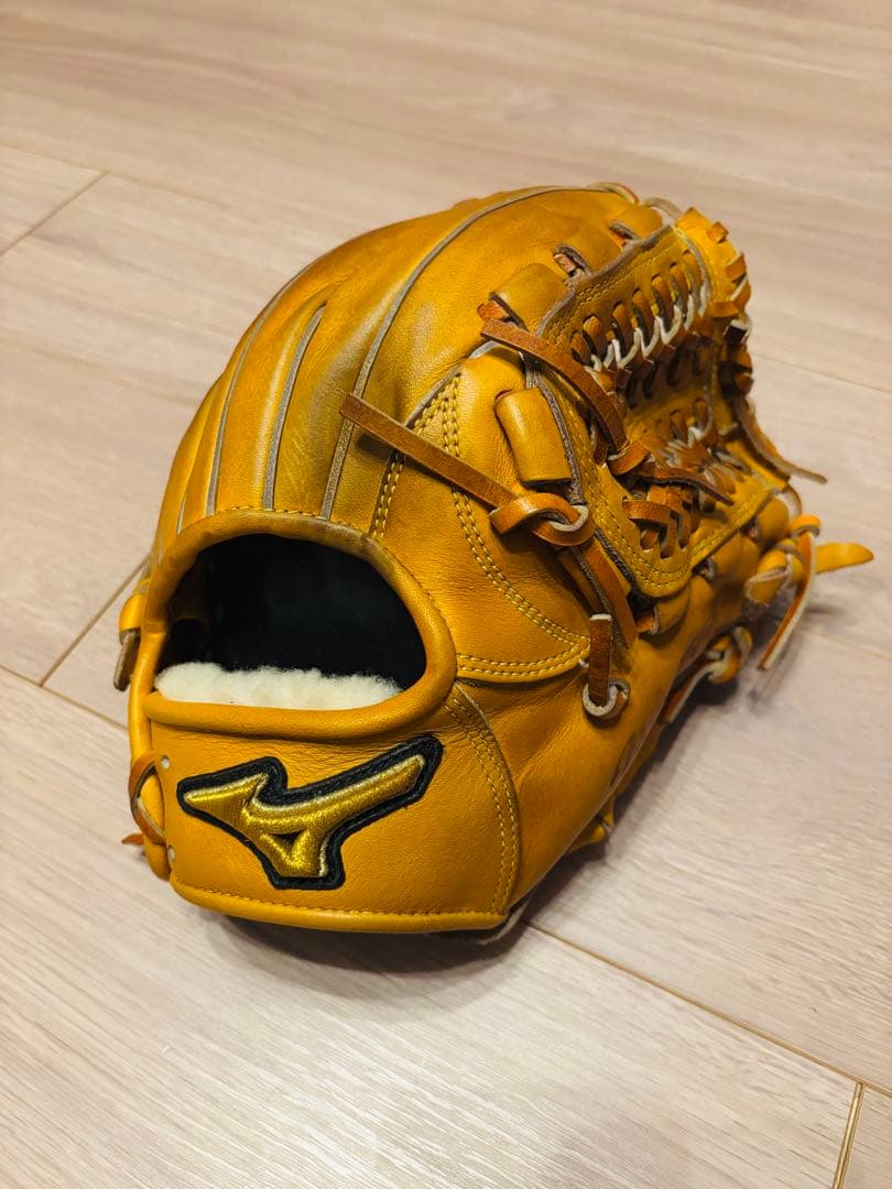【即戦力】ミズノプロ　軟式用グラブ　内野手用