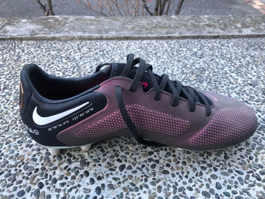 ナイキ ティエンポレジェンド9プロHG サイズ28