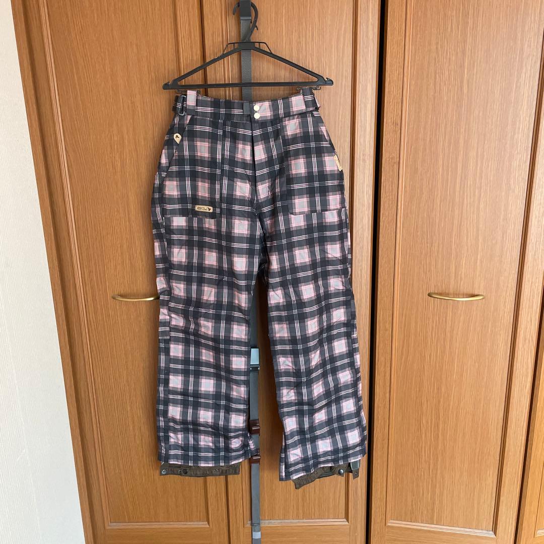 シスタＪ　スノーボードウェア、上下セット