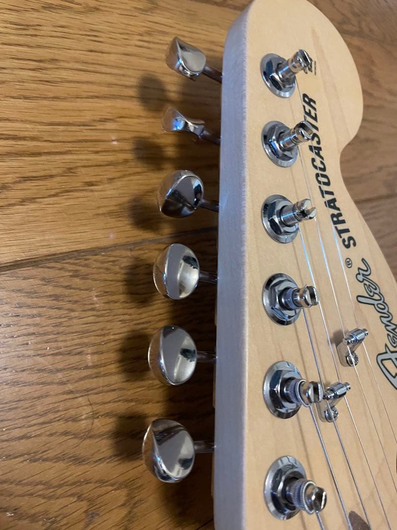 ベース Fender American Performer Stratocaster