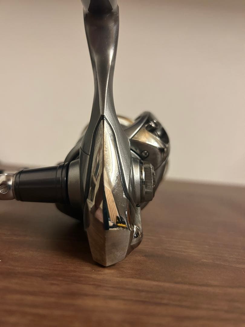 シマノ　11 ツインパワー C3000HG 美品