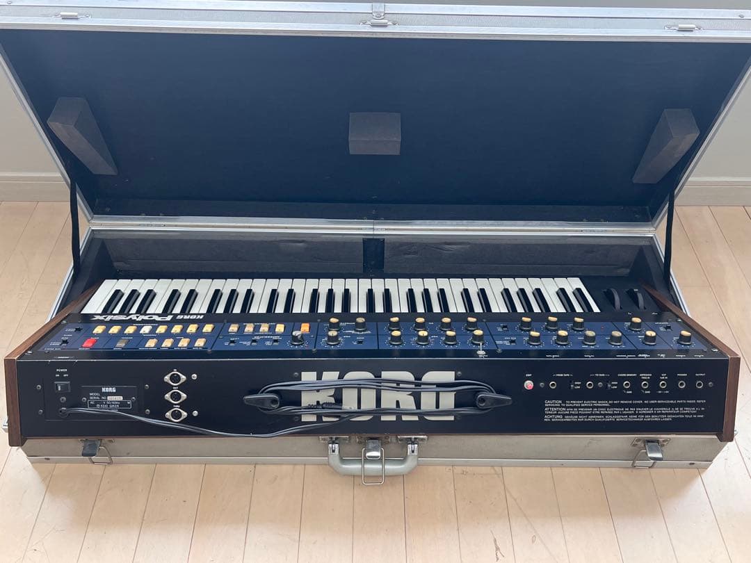 KORG PolySix MIDI 搭載　ケース付き