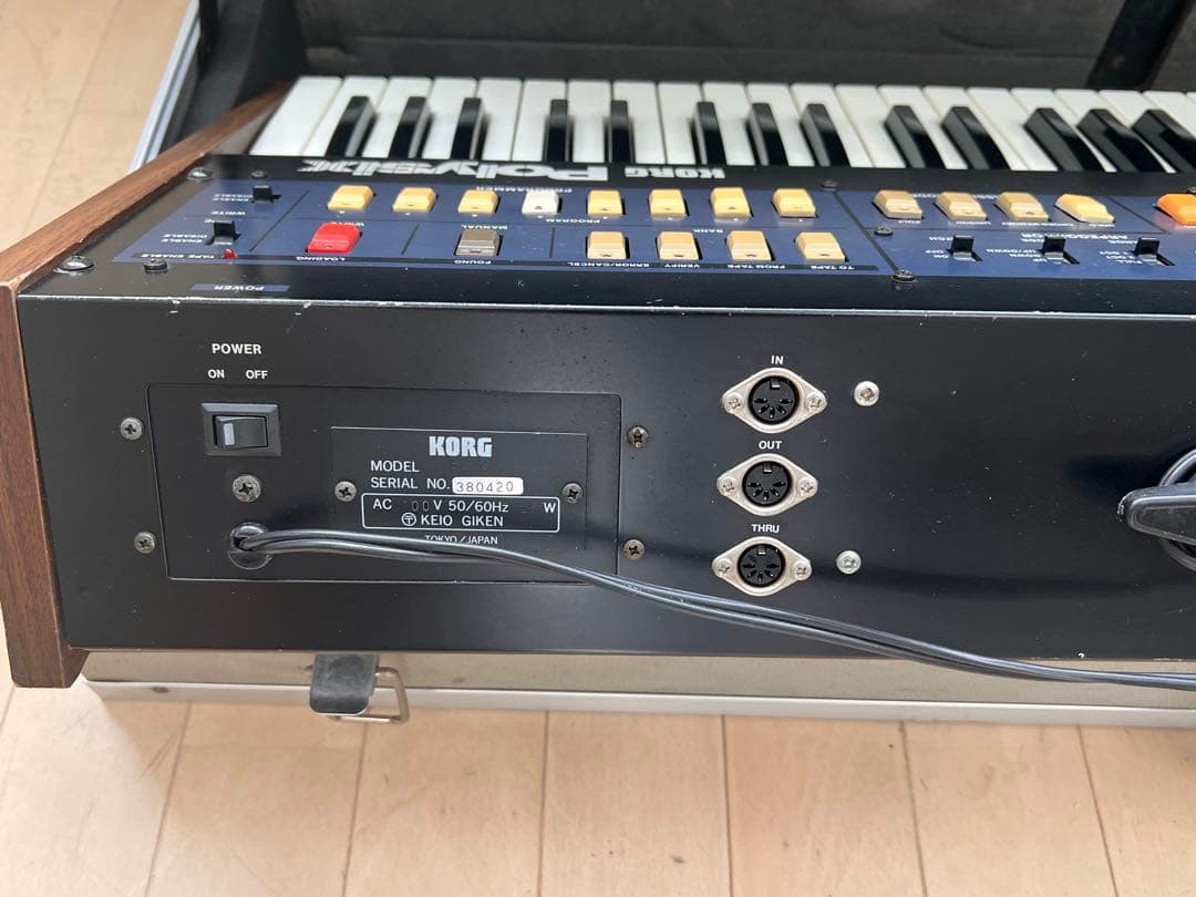 KORG PolySix MIDI 搭載　ケース付き