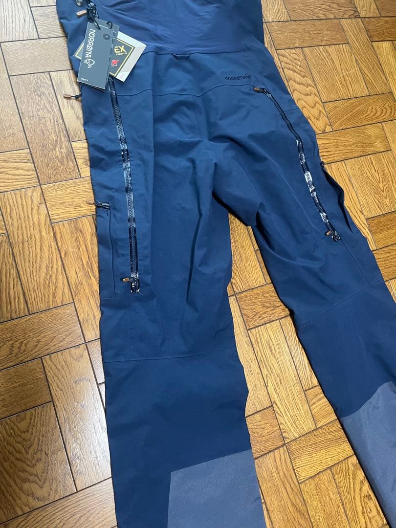 Norrona tamok gore-tex pro Bib M's Sサイズ