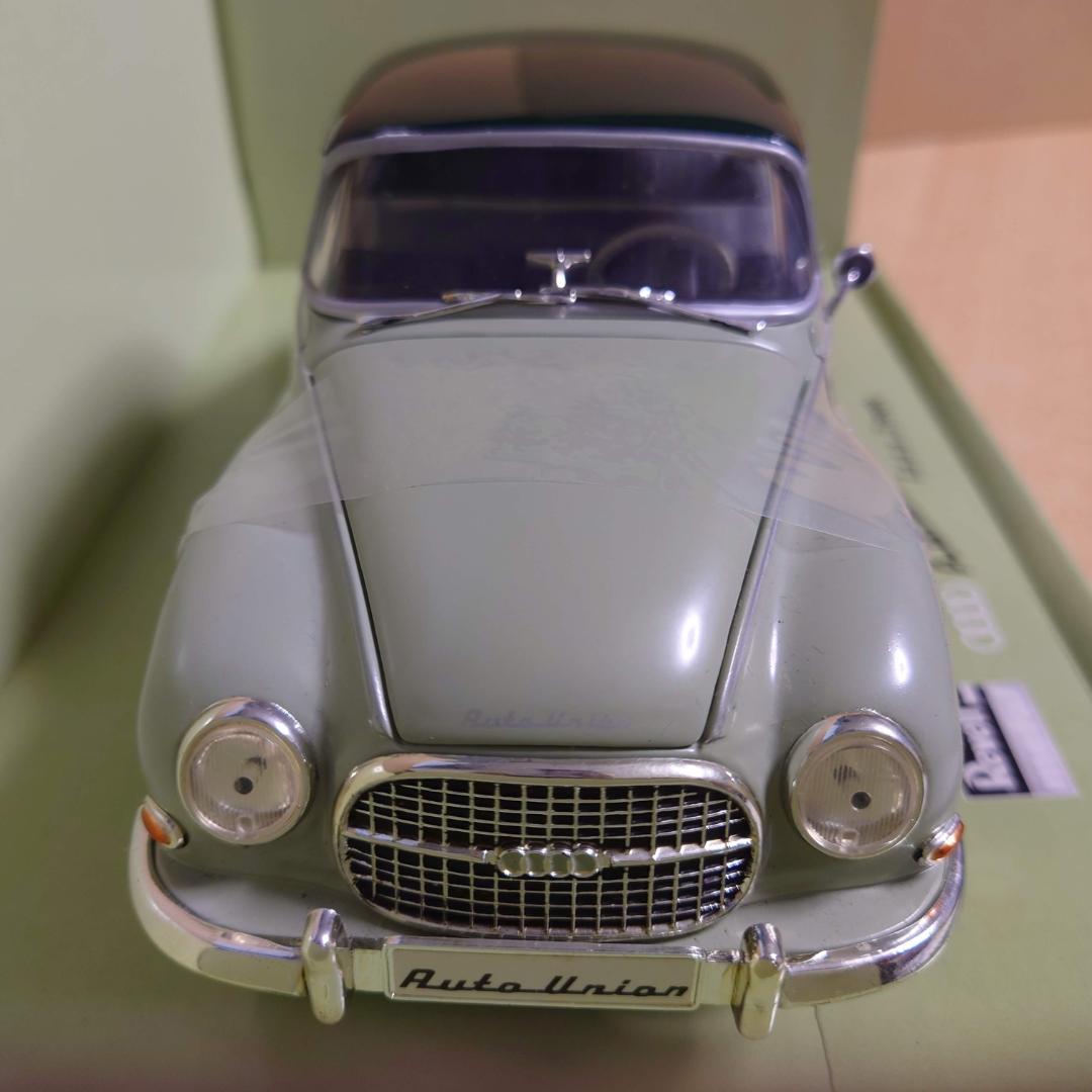 1/18 オートユニオン1000S Coupe グレー レベル製ミニカー中古