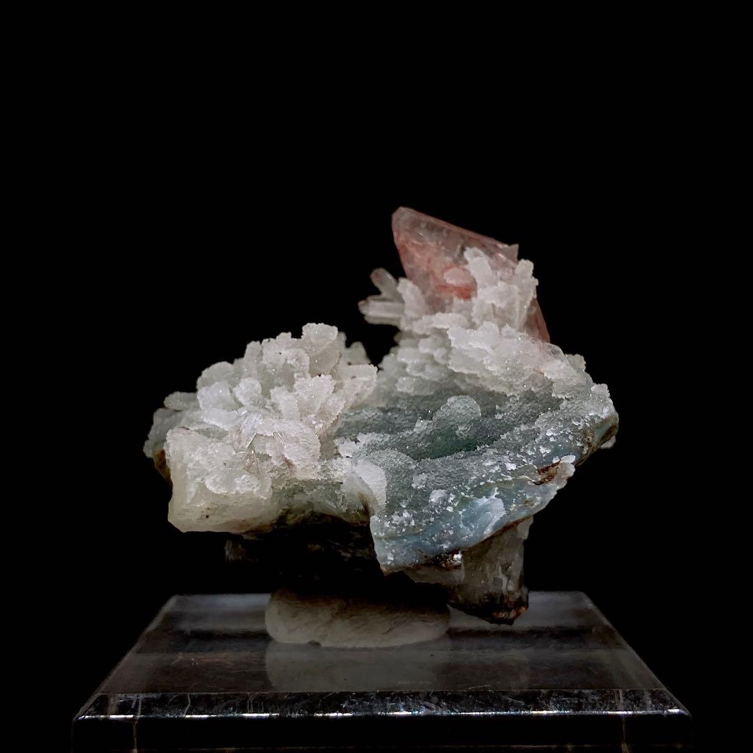 e*e様 レッドヒューランダイト&カルセドニー　原石　鉱物標本　天然石　245