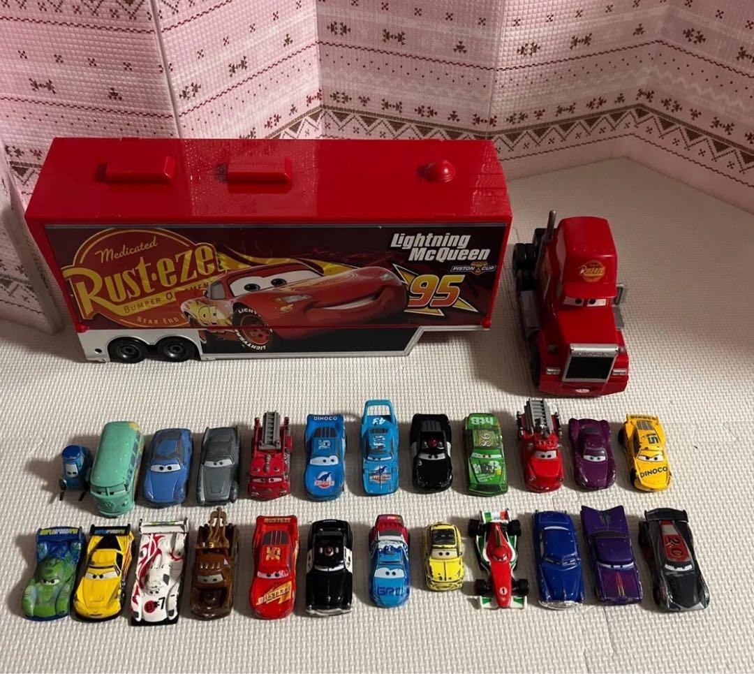 大きなマック　トミカ24台セット　カーズトミカ