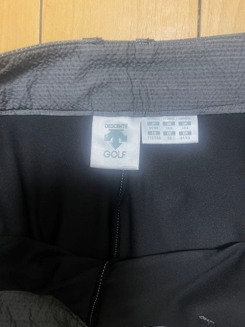 デサントゴルフ グレー スカート XS 58 SS