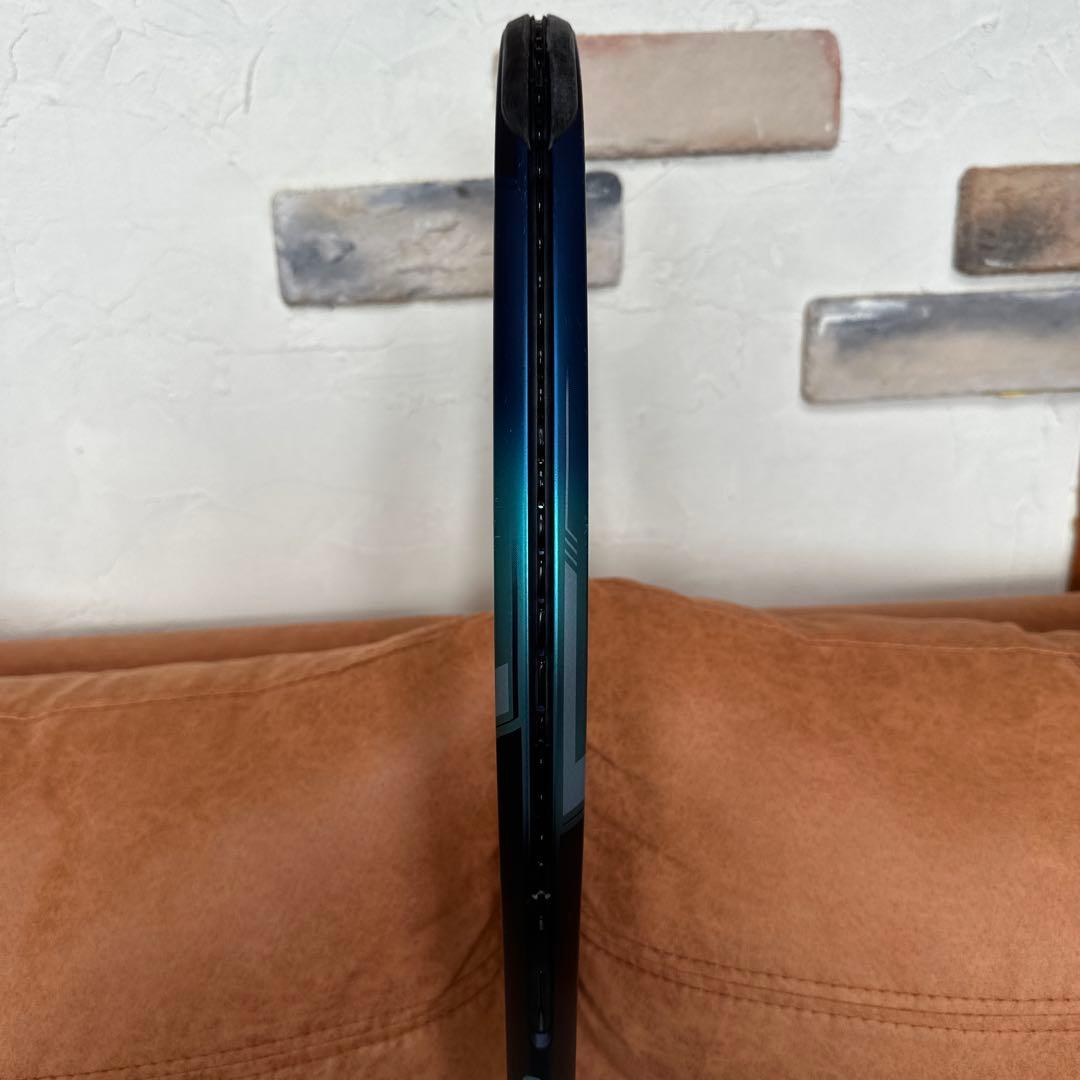 美品　YONEX EZONE 100L 2022 テニスラケット