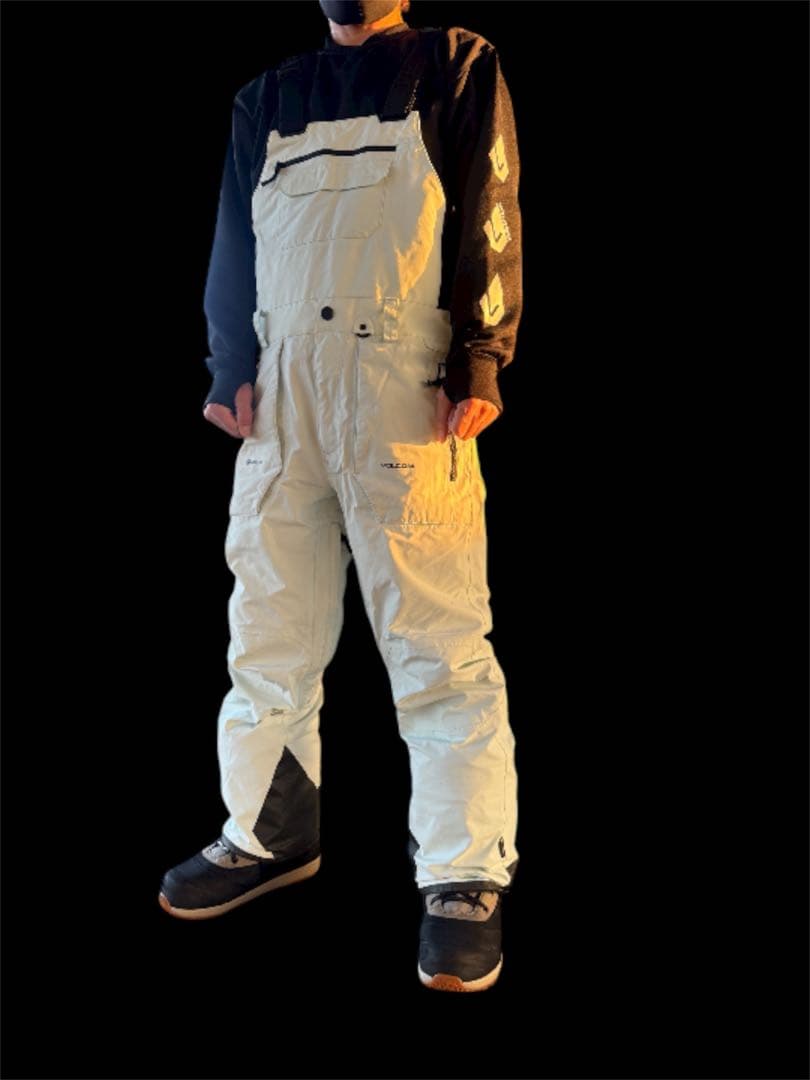 ‼️冬季シーズン限定‼️ volcomウェアセットアップとアクセサリーセット