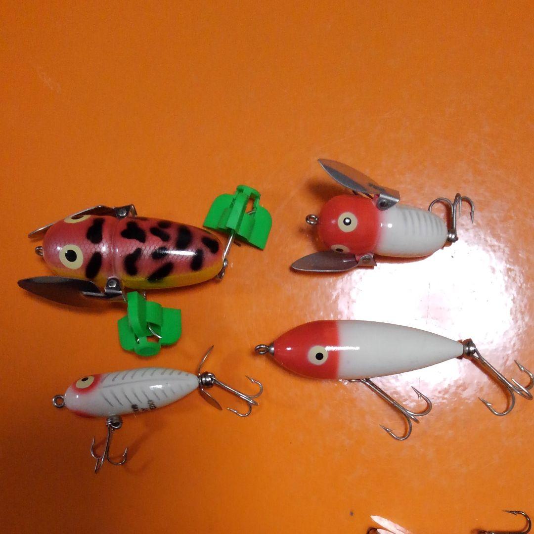 ブラックバス　ルアーまとめ売り32個