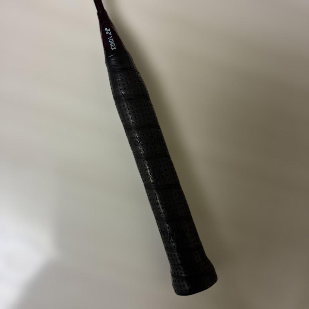 YONEX アストロクス100zz 3UG5 クレナイ　国内正規品　超美品