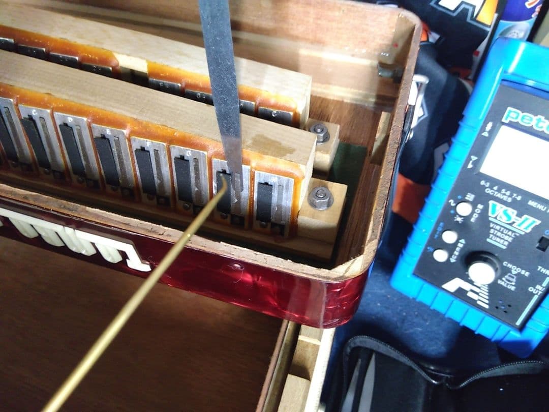 【大幅メンテ完了】 トンボ ソプラノアコーディオン No.250 赤（即演奏可）