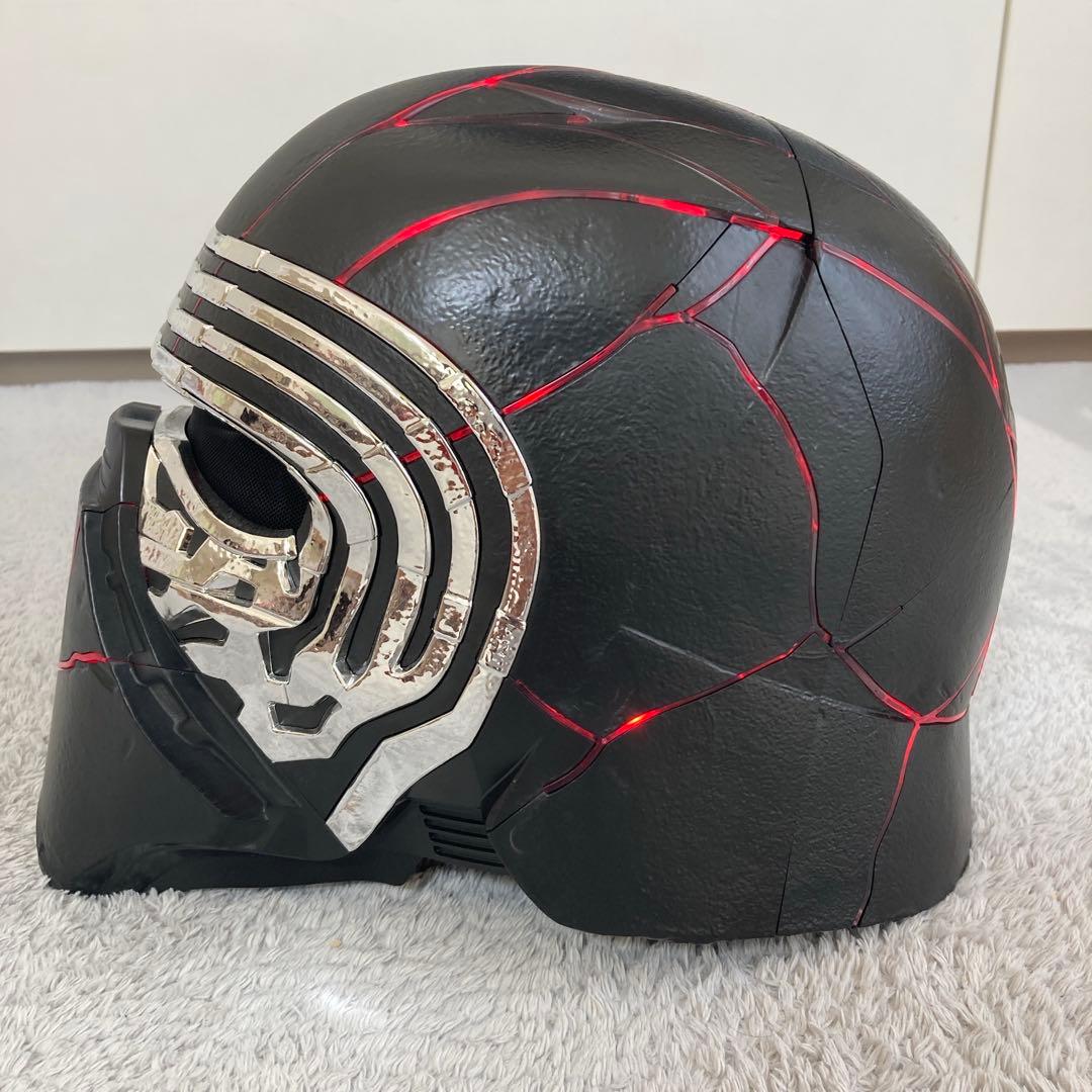 [超激レア！海外ディズニー限定品] レプリカ カイロ・レン ヘルメット