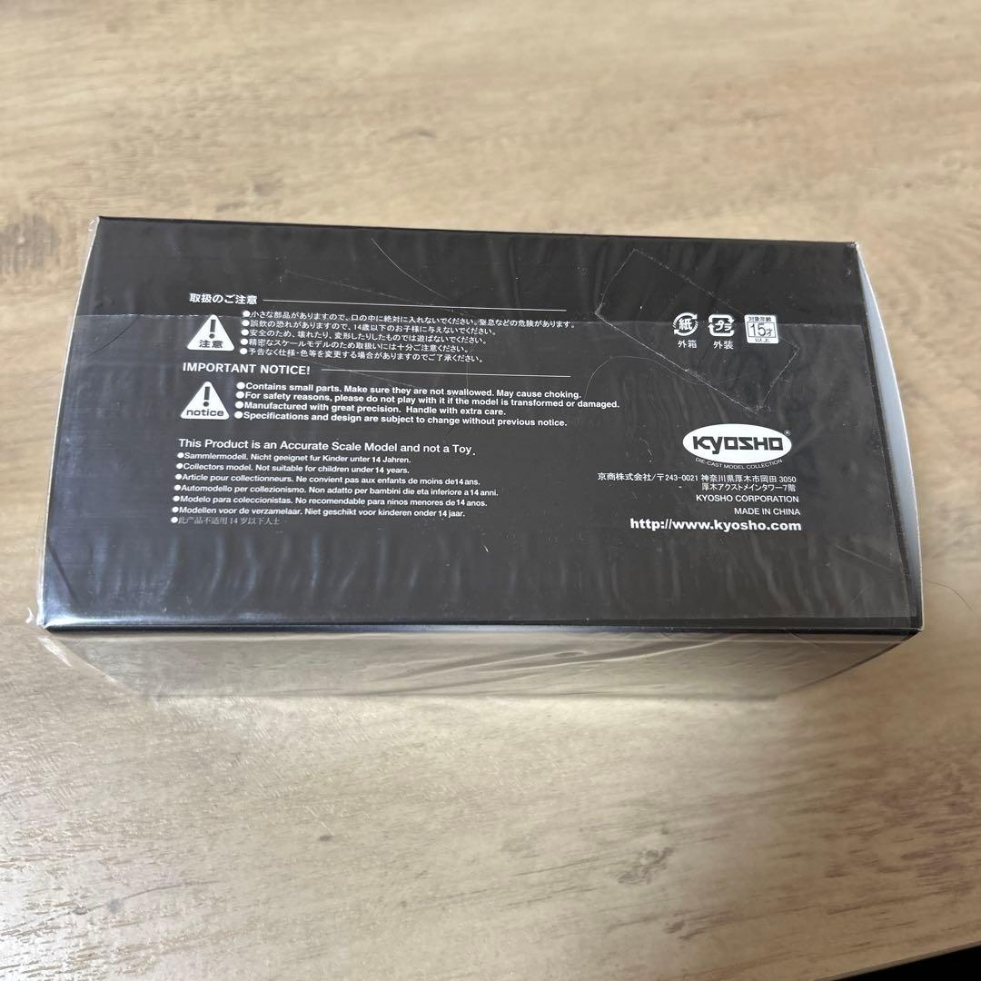 京商レクサス　LC500 EDGE ミニカー　1/43