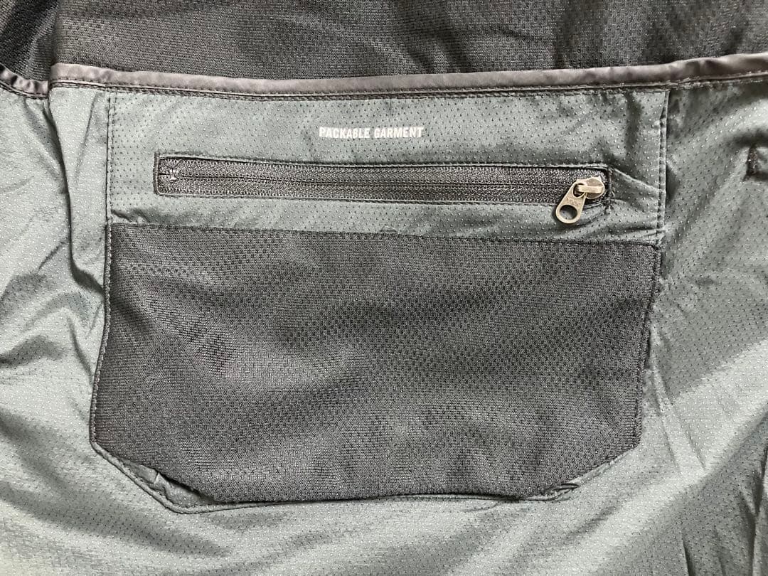 美品　完売　NIKE ウィンドランナー　M