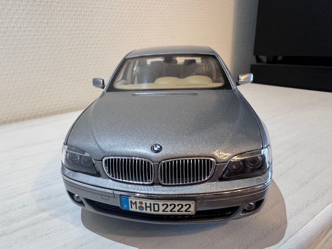  7 Series ミニカー シルバー