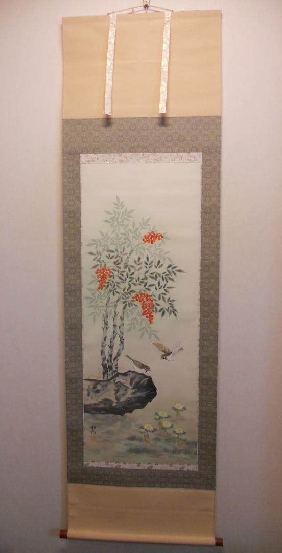 掛け軸 松仙 南天福寿 絹本 希少 軸装 茶道具 掛軸 美品 です。