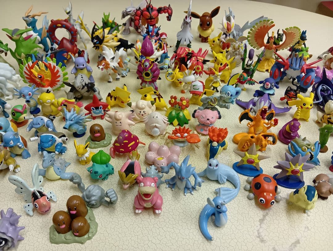 ★現在最終値下げ★ポケモンフィギュア初期含む100体以上★