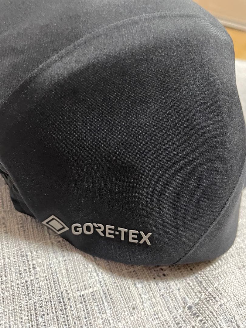 【新品】DESCENTE GORE-TEX レインキャップ