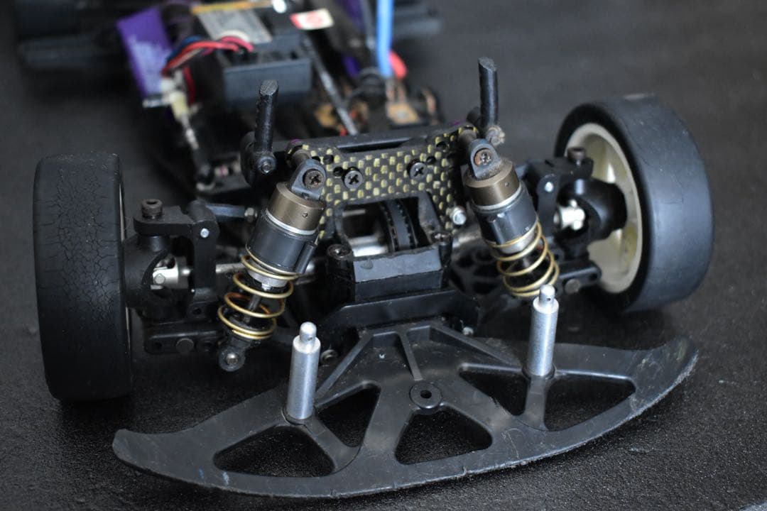 フルカスタム 1/10 HPI RS4 カーボンTEKIN STAR GOLD