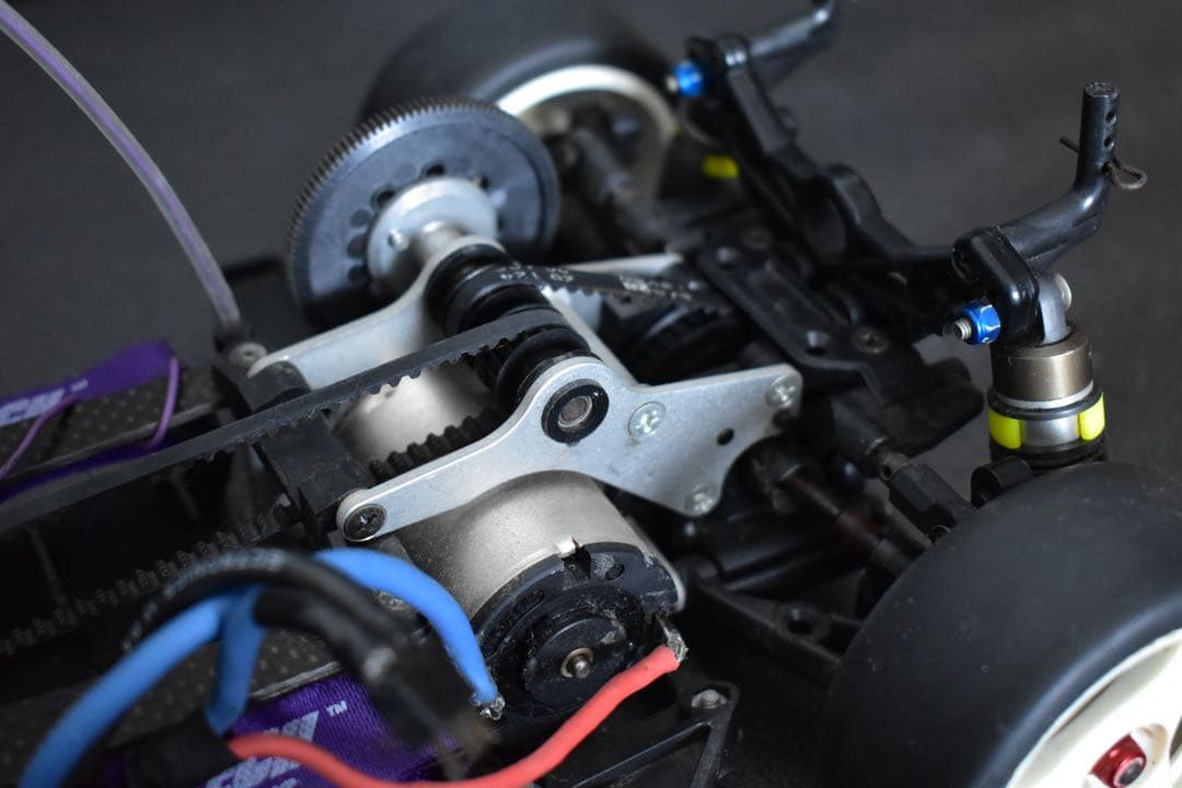 フルカスタム 1/10 HPI RS4 カーボンTEKIN STAR GOLD