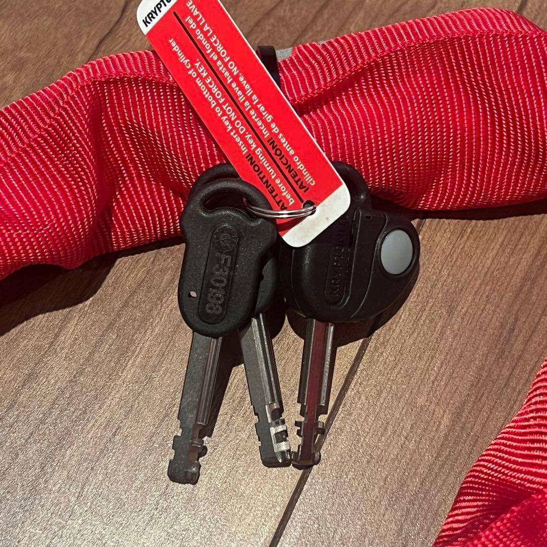 新品 Kryptonit x Supreme チェーンロック 自転車 バイク 鍵