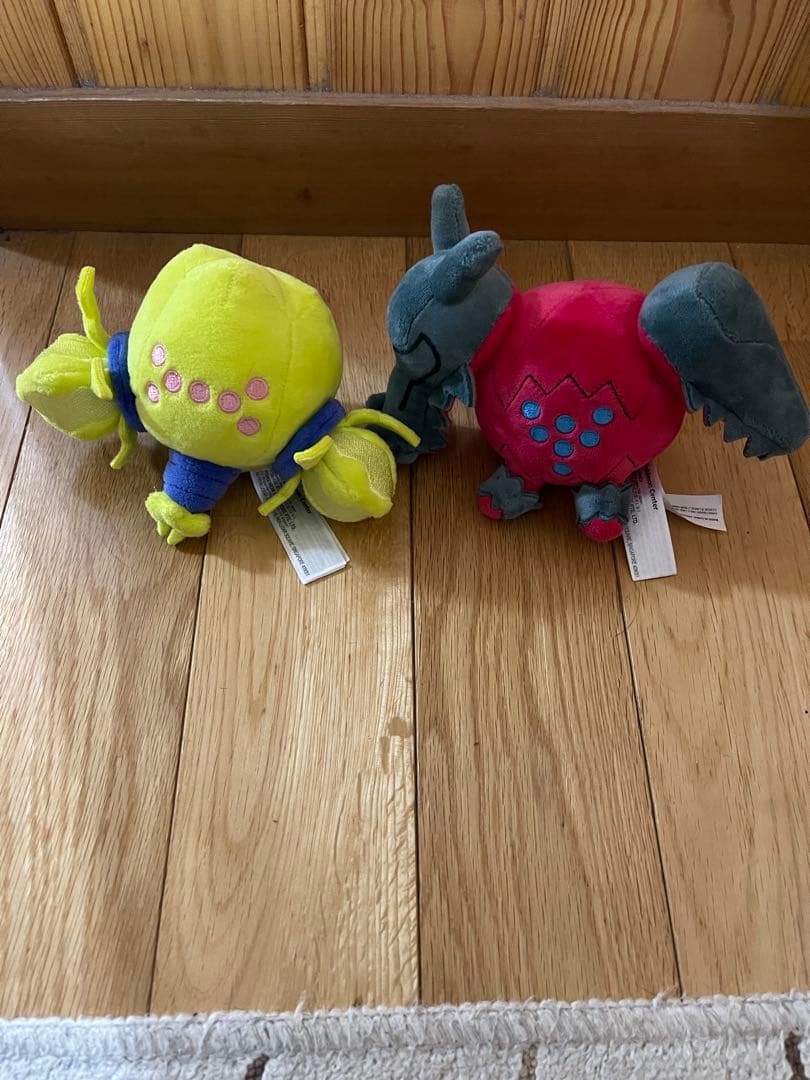 レジエレキとレジドラゴぬいぐるみ