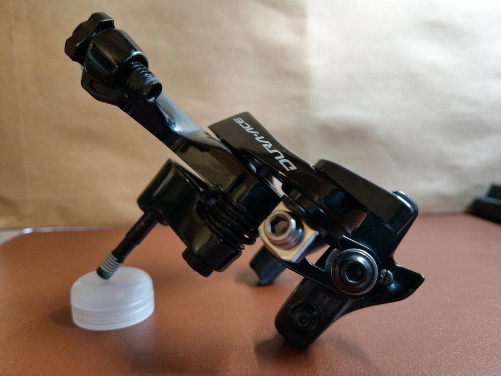 シマノ デュラエース　BR-R9100 フロントブレーキ