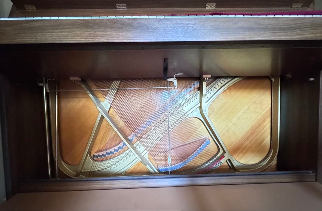 YAMAHA アップライトピアノ ブラウン（木目調） 88鍵