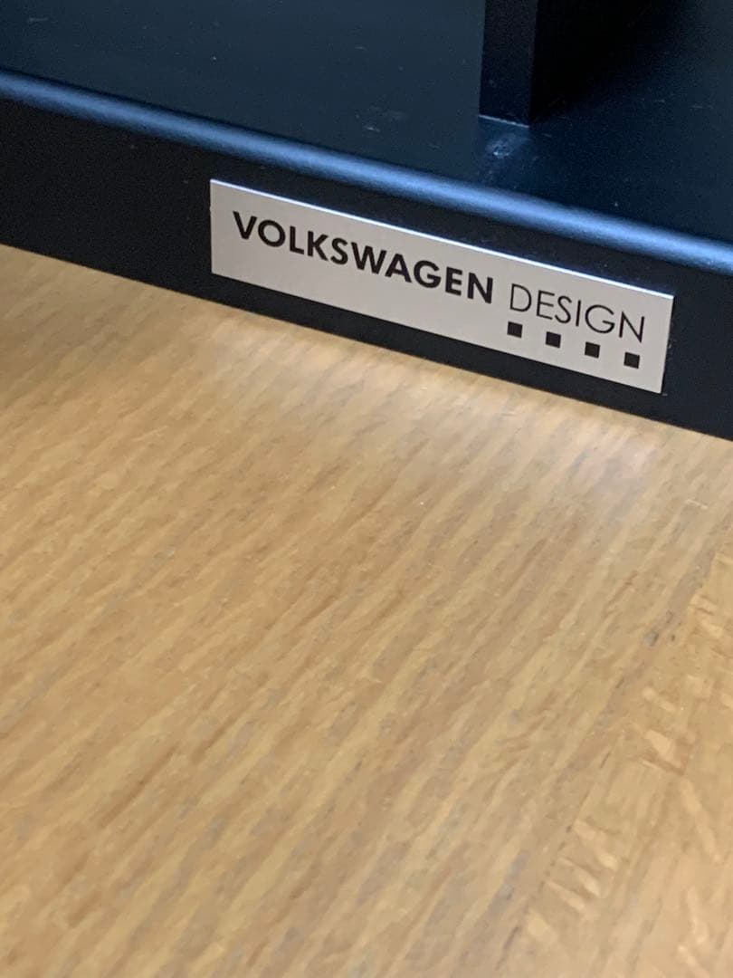 VW フォルクスワーゲン特注製　ミニカー飾りケース　1/43 ８台収納　未使用