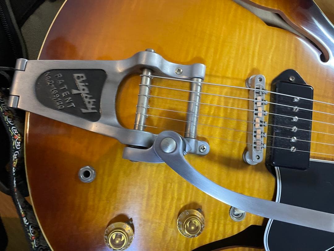 太郎ギブソンGibson Historic ES-330 Figured