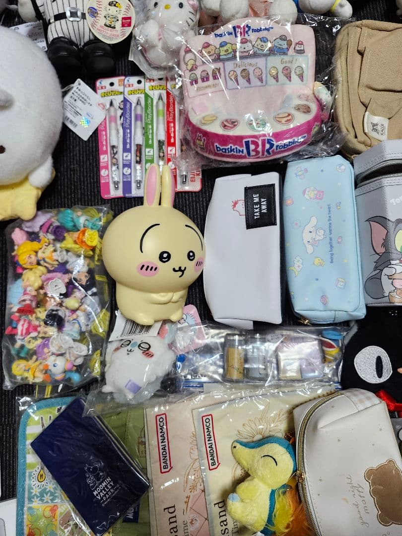 ポケモン　ちいかわ　サンリオ　メモ帳　筆箱　糸　すみっコぐらし　まとめ売り