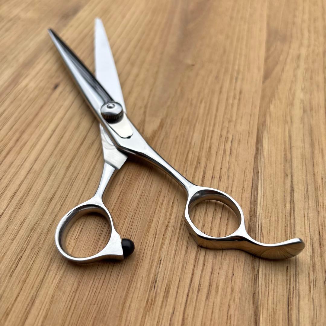 無銘　日本製　仕上げストレートシザー　8:2剣刃