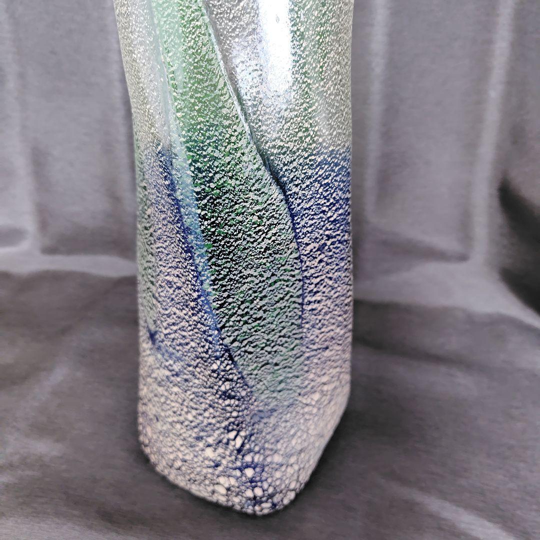 稲嶺盛一郎の特大花瓶