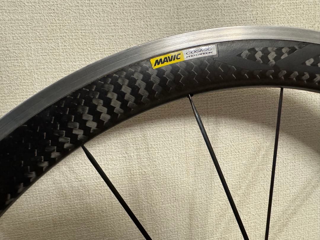 MAVIC COSMIC PRO CARBON クリンチャー
