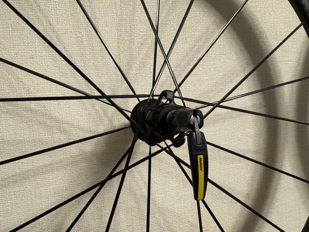 MAVIC COSMIC PRO CARBON クリンチャー
