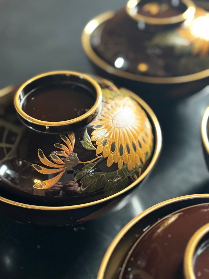 漆器椀　時代物　 京塗り7客セット 金色の菊花7種類の模様