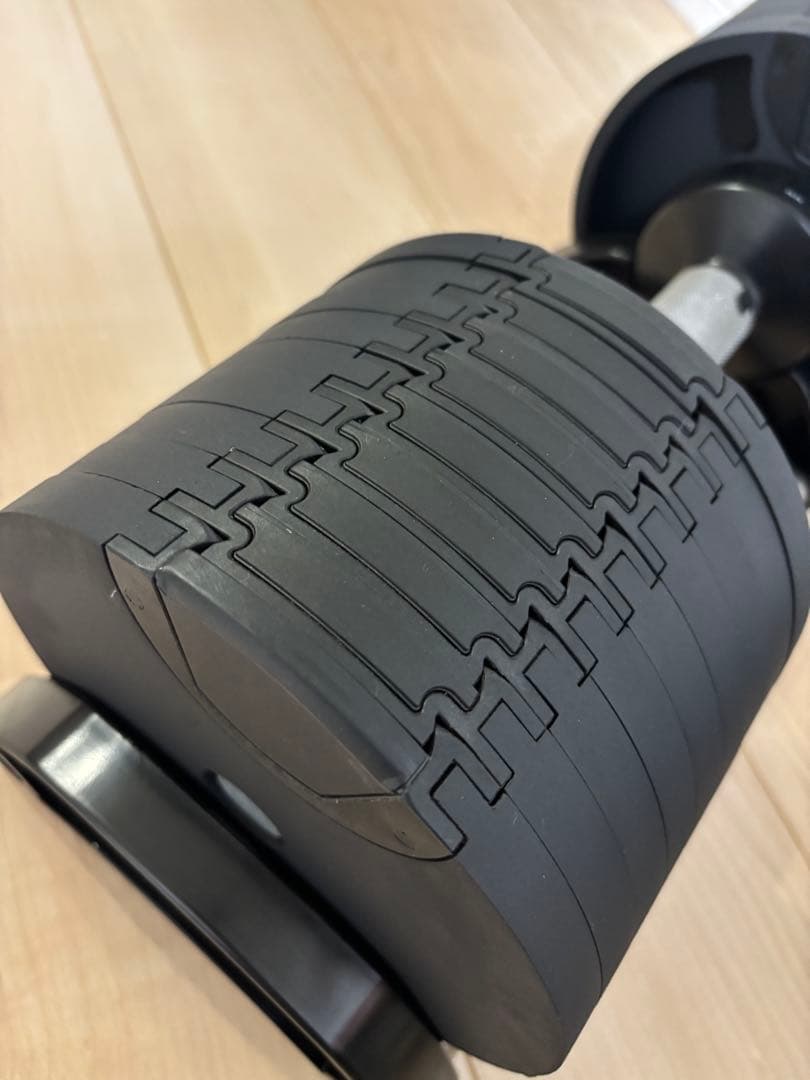 FLEXBELL 32kg 4kg刻みフレックスベル 可変式ダンベル引き取り限定