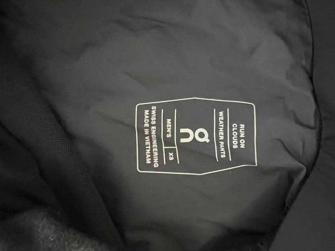 on whether pants ランニングウェア