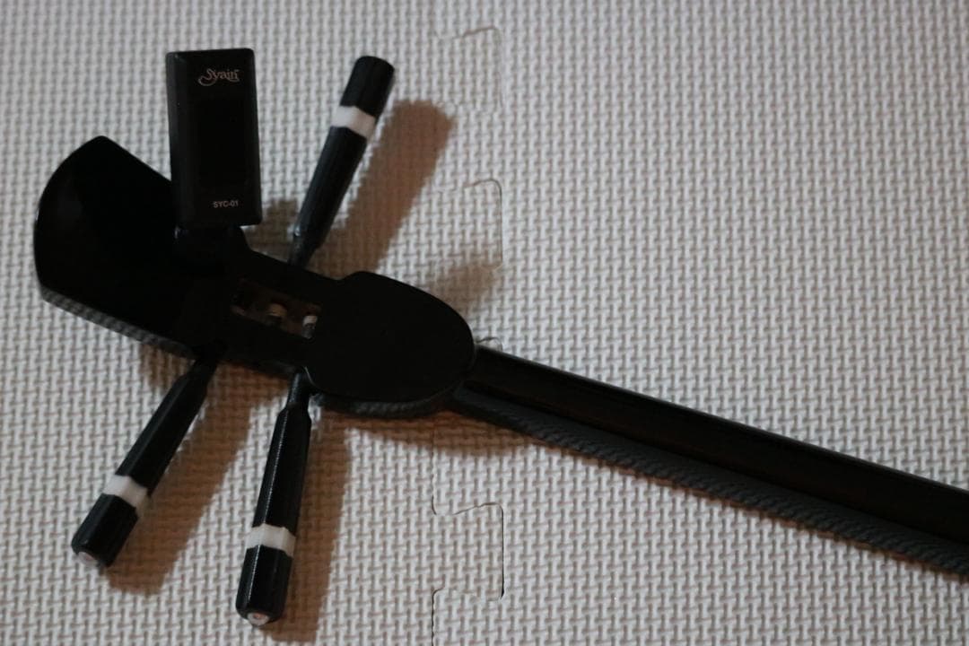 沖縄三線セット（人工皮張り）教本と初心者に必要なお得な付属品　新品未使用品