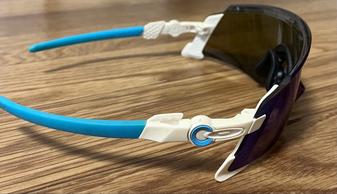 OAKLEY KATOモデル サングラス （ケース付き）