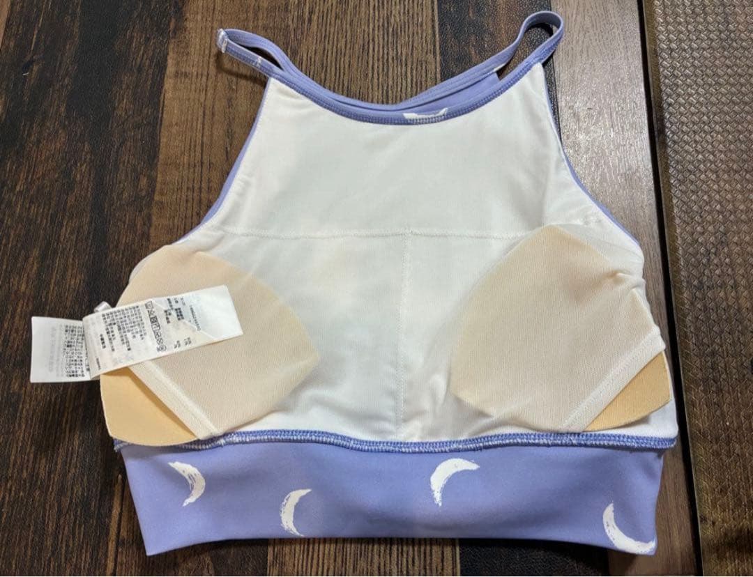 新品同　emmi yogaエミヨガ　ヨガウェア　ラベンダー×月柄　ペイントタッチ